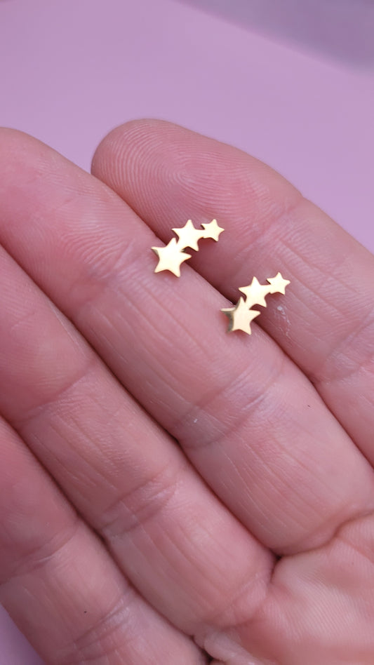 Goudkleurige ster oorbellen