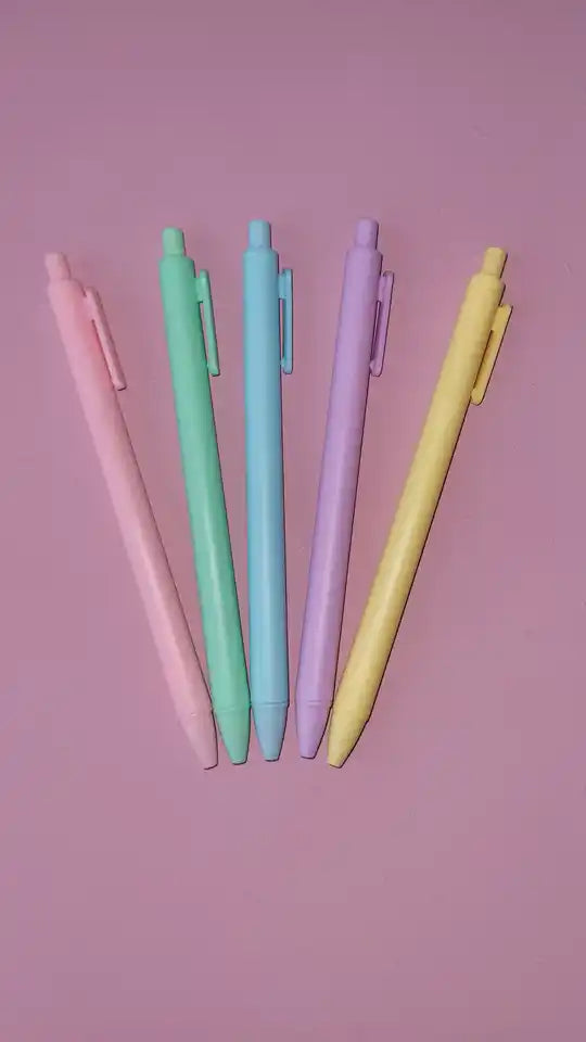 Vrolijke pennen in pastel kleurtjes