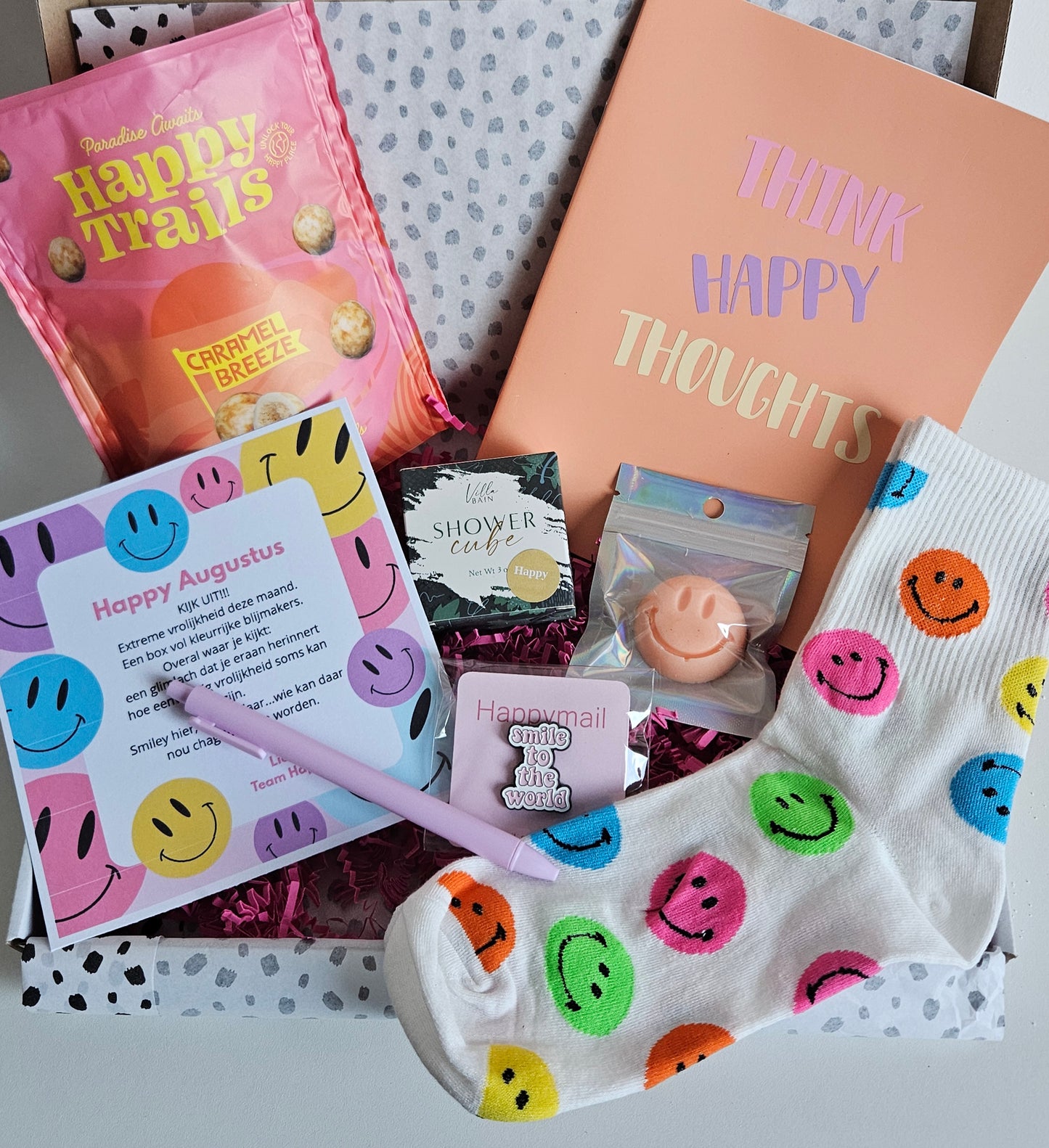 Happy mail club