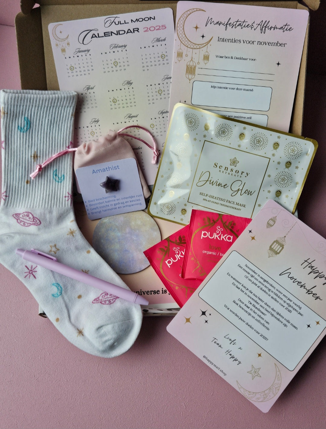 Happy mail club