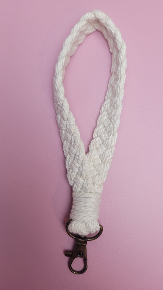 Sleutelhanger macrame wit