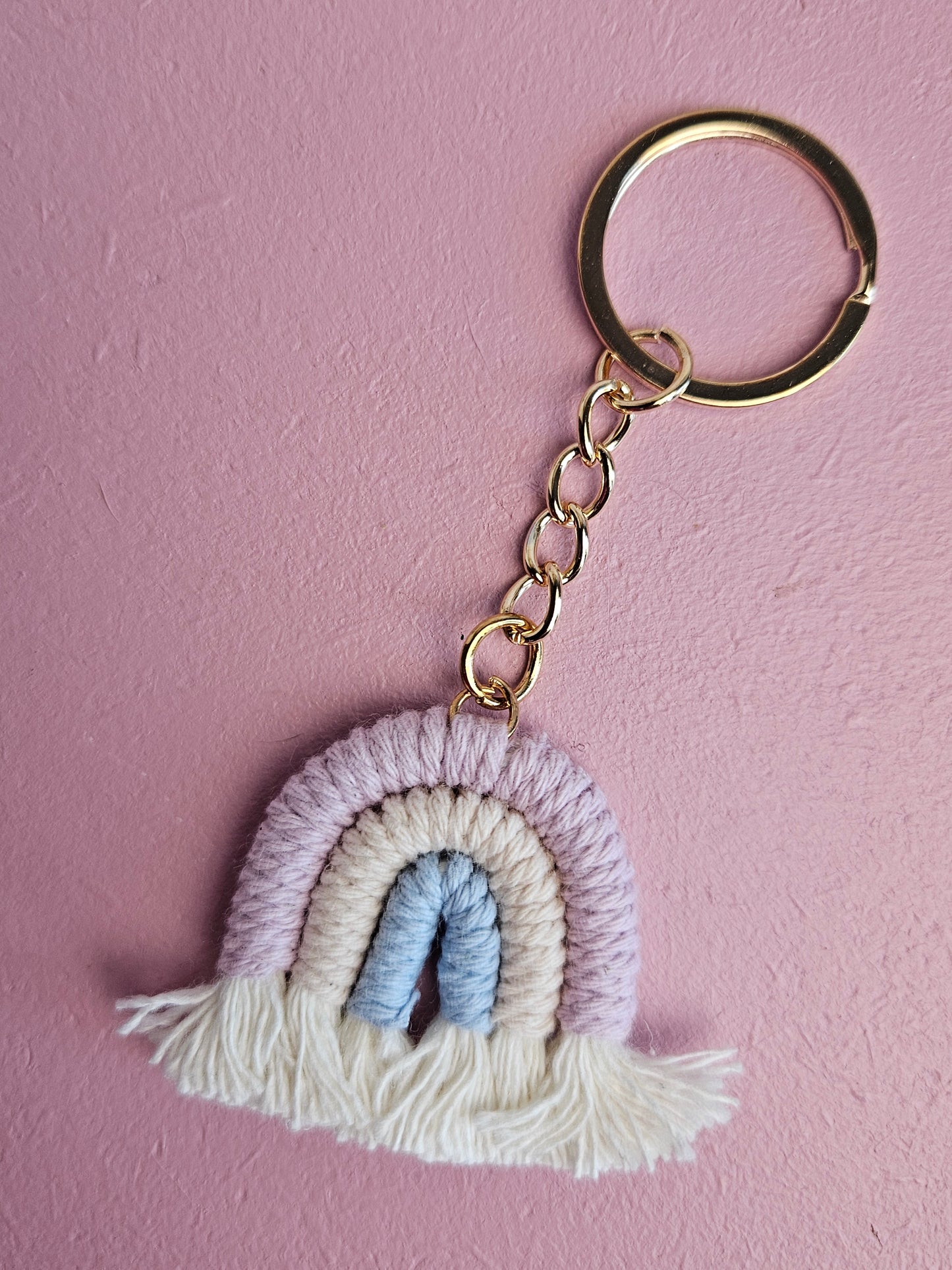 Lila sleutelhanger regenboog